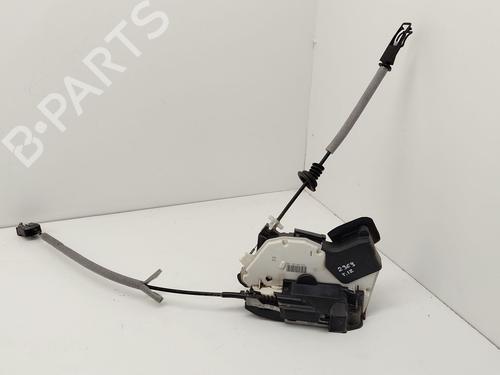 Używane Zamek drzwi tylnych lewych VW POLO V (6R1, 6C1) 1.4 TDI (90 hp) 30733611