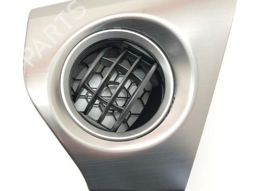 air-vent-toyota-auris-_e18_-2012-2013-2014-2015-2016-2017-2018-2019-32232960 main image