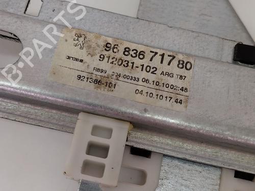 Rear left window mechanism PEUGEOT 5008 (0U_, 0E_) 1.6 HDi | BP29308284C24 