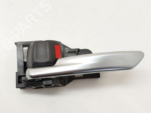 Venstre bagtil invendig håndtag TOYOTA RAV 4 V (_A5_, _H5_) 2.5 Hybrid AWD (AXAH54) (178 hp) 32133452