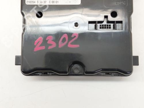 Used Electronic module RENAULT MEGANE IV Grandtour (K9A/M/N_) E-TECH 160 (K9NH) (158 hp) 31025986