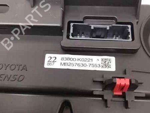 Instrument cluster TOYOTA YARIS (_P21_, _PA1_, _PH1_) 1.5 Hybrid (MXPH10, MXPH11) | BP23000489C47 