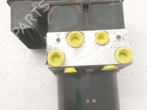 Used ABS pump FORD FOCUS II (DA_, HCP, DP) 1.6 TDCi (109 hp) 32058981