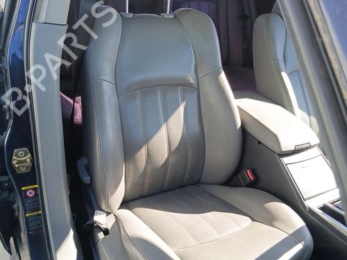 Used Right front seat Right front seat 39435527 39435527