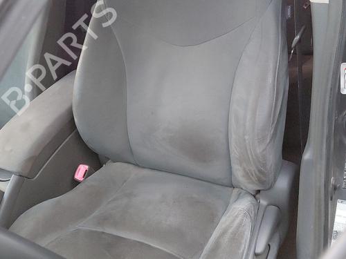 Stoel links voor TOYOTA PRIUS (_W3_) 1.8 Hybrid (ZVW3_) (99 hp) 31144448