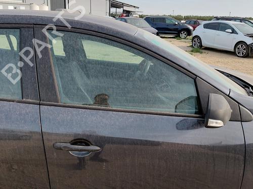 Used Right front door RENAULT MEGANE III Hatchback (BZ0/1_, B3_) 1.5 dCi (86 hp) 26712136