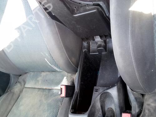 Armrest / Center console SEAT TOLEDO III (5P2)  | BP15975540I20 