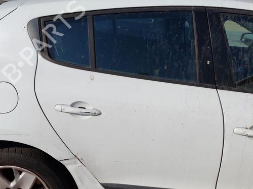 Dør høyre bak RENAULT MEGANE III Hatchback (BZ0/1_, B3_) 1.2 TCe (BZ2B, BZ11) (116 hp) 27201009