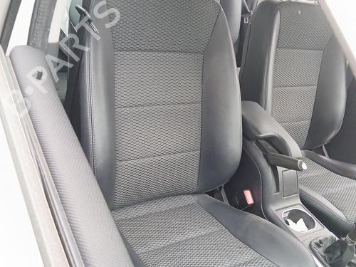 Used Right front seat Right front seat 39428230 39428230