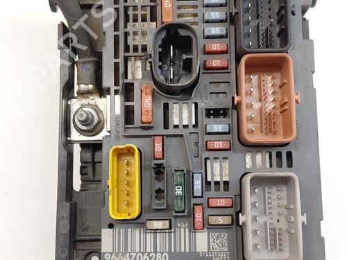 Sikringsdåse PEUGEOT 308 SW I (4E_, 4H_) 1.6 HDi (109 hp) 30329597