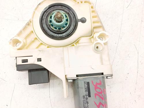 Left front window motor AUDI A6 C6 (4F2) 2.7 TDI | BP40013655E21 - Image 1