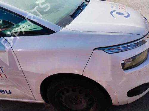 Used Right front fenders CITROËN C4 Picasso II 1.6 HDi / BlueHDi 115 (115 hp) 24669749