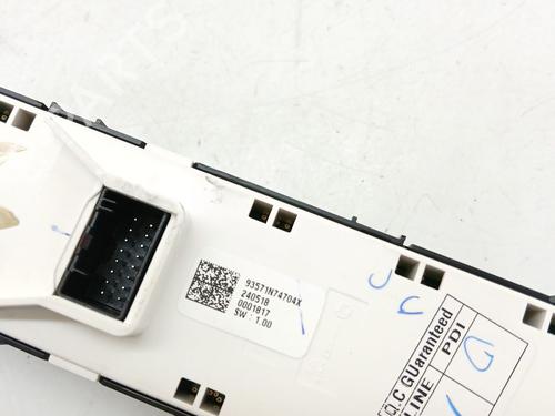 Left front window switch HYUNDAI TUCSON (NX4E, NX4A) | BP36917138I27 - Image 3