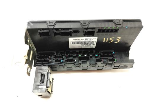 Fuse box MERCEDES-BENZ C-CLASS Coupe (CL203) C 180 Kompressor (203.746) | BP17732139E1 