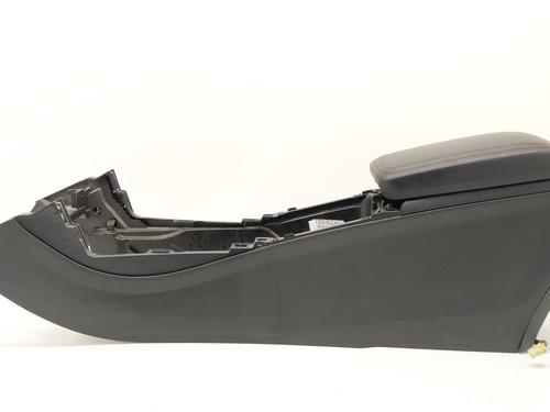 Armrest / Center console MERCEDES-BENZ CLA Coupe (C117) CLA 220 CDI 4-matic (117.305) | BP31189804I20