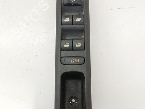 Used Left front window switch Left front window switch PEUGEOT 5008 (0U_, 0E_) 2.0 HDi 150 / BlueHDi 150 (150 hp) 34567924 34567924