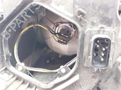 Left headlight BMW X3 (E83) 3.0 d | BP26739336C28 