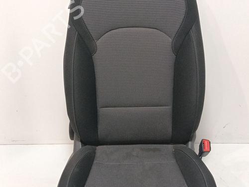 Sæde højre fortil HYUNDAI i30 (PDE, PD, PDEN) 1.4 MPI (100 hp) 31906952