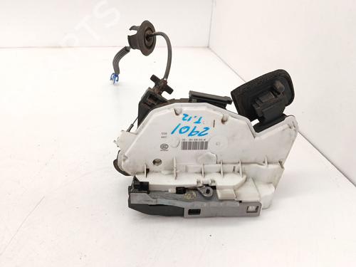 rear-left-lock-seat-leon-5f1-2012-2013-2014-2015-2016-2017-2018-2019-2020-2021-38047600 main image
