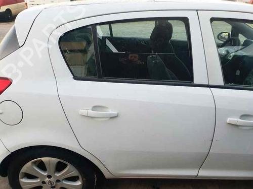 Dør højre bagtil OPEL CORSA D (S07) 1.4 (L08, L68) (90 hp) 24669665