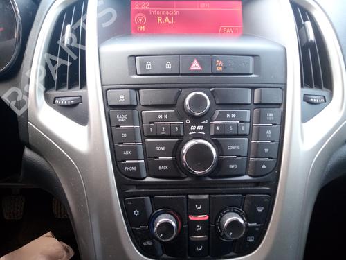 Used Radio OPEL ASTRA J Sports Tourer (P10) 1.7 CDTI (35) (110 hp) 17627783