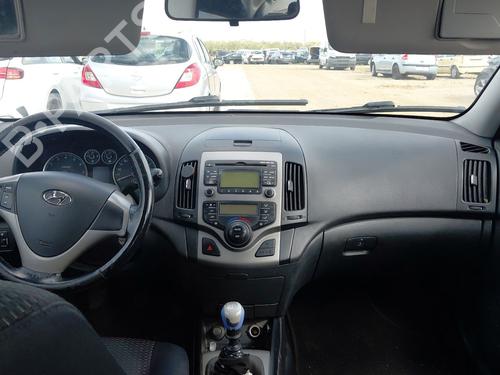 Left taillight HYUNDAI i30 (FD) 1.4 | BP32299311C34 