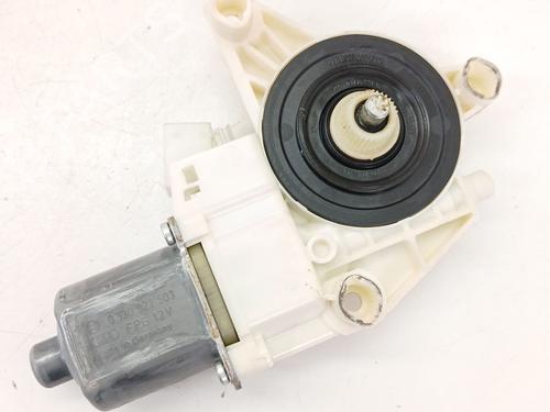 left-front-window-motor-mercedes-benz-c-class-w204-2007-2008-2009-2010-2011-2012-2013-2014-2015-36075561 main image