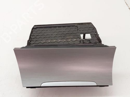 Used Glove box VW GOLF VII (5G1, BQ1, BE1, BE2) [2012-2021]  29132379