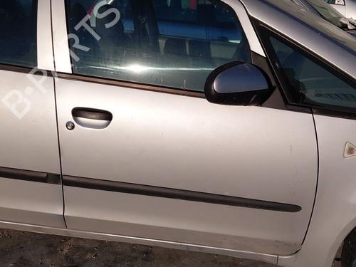 Used Left front door MITSUBISHI COLT VI (Z3_A, Z2_A) 1.5 DI-D (Z39A) (95 hp) 31594917