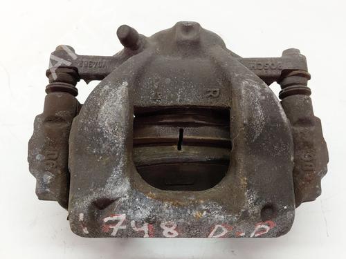 Used Right front brake caliper TOYOTA AURIS (_E15_) 2.0 D-4D (ADE150_, ADE150R) (126 hp) 27382286