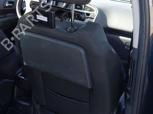 Right front seat PEUGEOT 5008 (0U_, 0E_) 1.6 HDi | BP28382993C16 