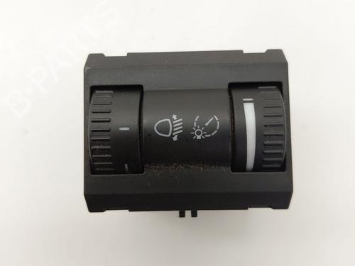 headlight-switch-skoda-octavia-ii-1z3-2004-2005-2006-2007-2008-2009-2010-2011-2012-2013-33049727 main image