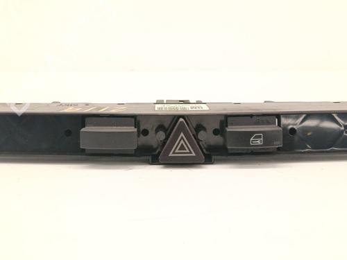 Advarselsbryter Advarselsbryter OPEL ASTRA H (A04) 1.7 CDTI (L48) (110 hp) 34059172 34059172