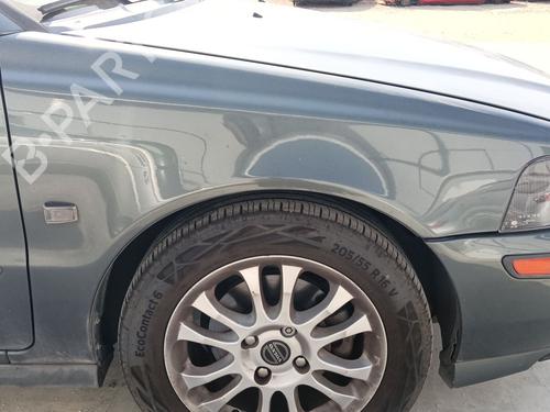 Used Right front fenders Right front fenders 38510178 38510178