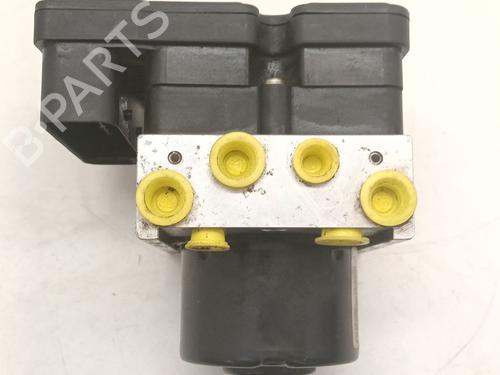 Used ABS pump FORD FOCUS II (DA_, HCP, DP) 1.6 (100 hp) 32208831