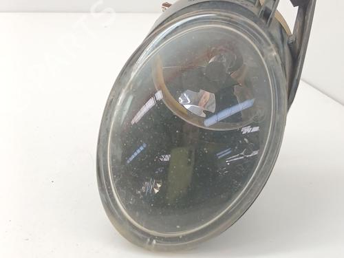 Feu de brouillard avant droit Feu de brouillard avant droit VW PASSAT B6 (3C2) 1.9 TDI (105 hp) 33759320 33759320