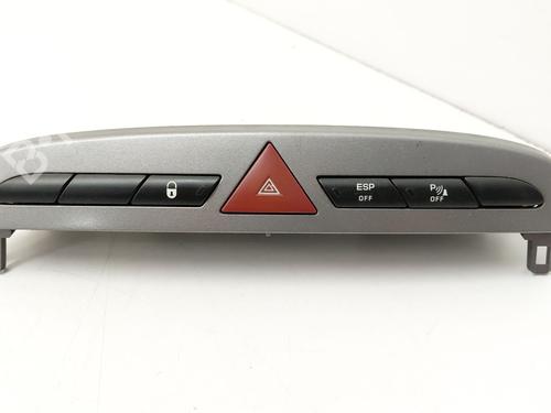 Used Switch PEUGEOT 308 SW I (4E_, 4H_) 1.6 16V (150 hp) 32058883