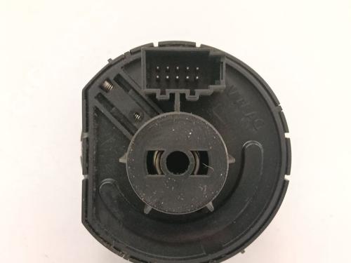 Headlight switch SEAT LEON (5F1) 1.6 TDI | BP37265784I24 - Image 2