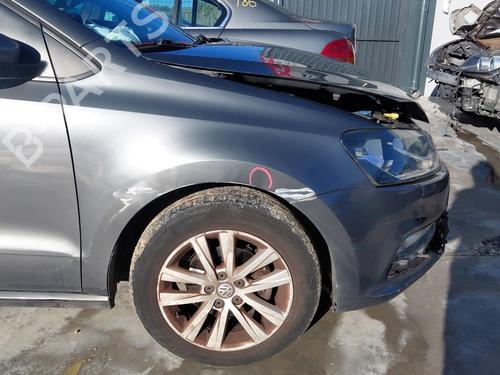 Forkjerm høyre VW POLO V (6R1, 6C1) 1.4 TDI (90 hp) 30733603