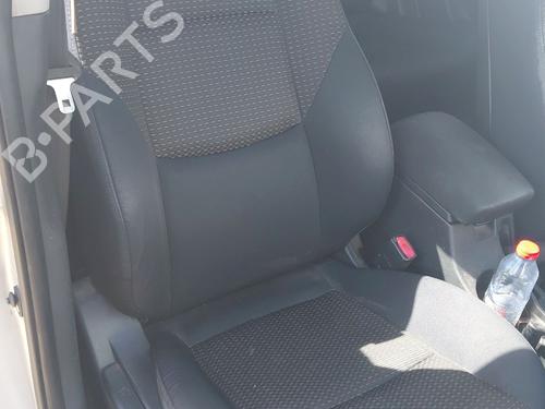 Sæde højre fortil HYUNDAI i30 (FD) 1.4 (109 hp) 32301390