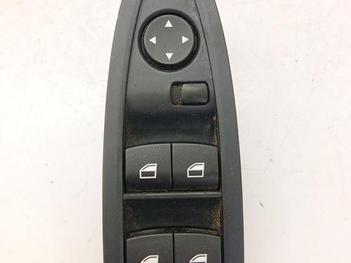 Venstre fortil elrude kontakt Venstre fortil elrude kontakt BMW 1 (F20) 116 d (116 hp) 36016808 36016808