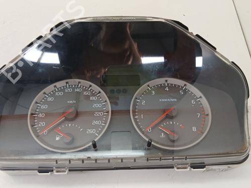 Used Instrument cluster Instrument cluster VOLVO V50 (545) 1.8 (125 hp) 33989120 33989120