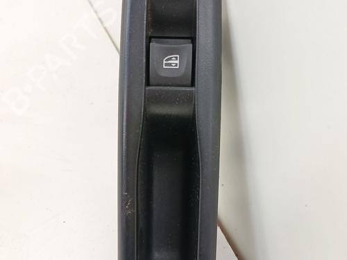 Used Right rear window switch Right rear window switch 36782147 36782147