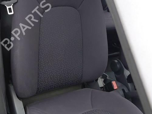 Used Right front seat MERCEDES-BENZ A-CLASS (W168) A 170 CDI (168.008) (90 hp) 29745388