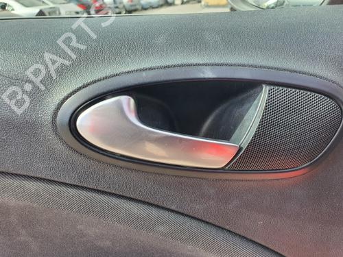 Used Front left interior door handle SEAT LEON (1P1) [2005-2013]  15980401