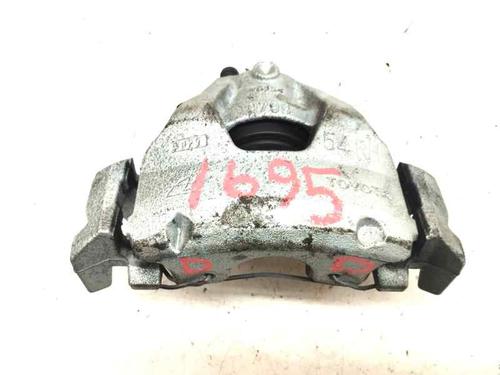 Used Right front brake caliper TOYOTA YARIS (_P21_, _PA1_, _PH1_) 1.5 Hybrid (MXPH10, MXPH11) (116 hp) 23256261