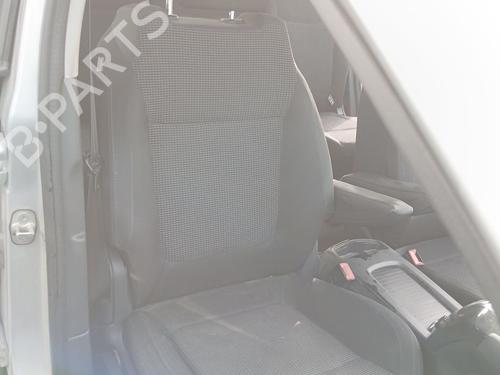 Used Right front seat Right front seat 37662676 37662676
