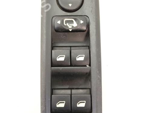 Used Left front window switch Left front window switch PEUGEOT 807 (EB_) 3.0 V6 (204 hp) 33208457 33208457
