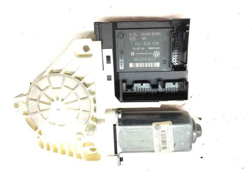 Right front window motor VW PASSAT B6 (3C2) 2.0 TDI | BP22371885E20 