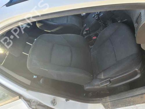 Used Right front seat HYUNDAI i30 (FD) 1.6 CRDi (90 hp) 22639758